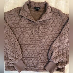 Sanctuary pullover button collar sweatshirt, size S! Excellent condition
